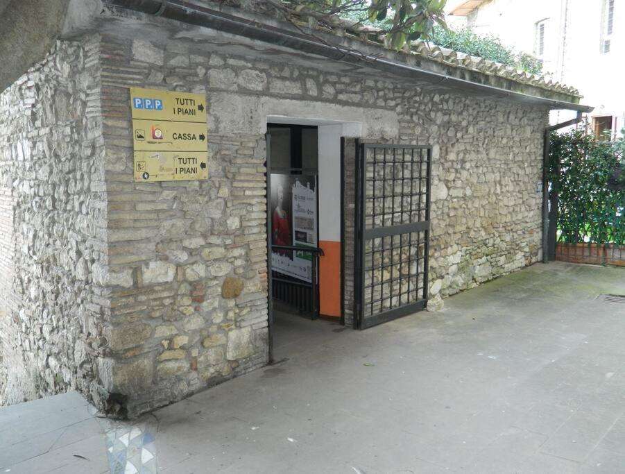 纳尔尼Casa Dell'Oliveto "Parcheggio Gratuito"公寓 外观 照片
