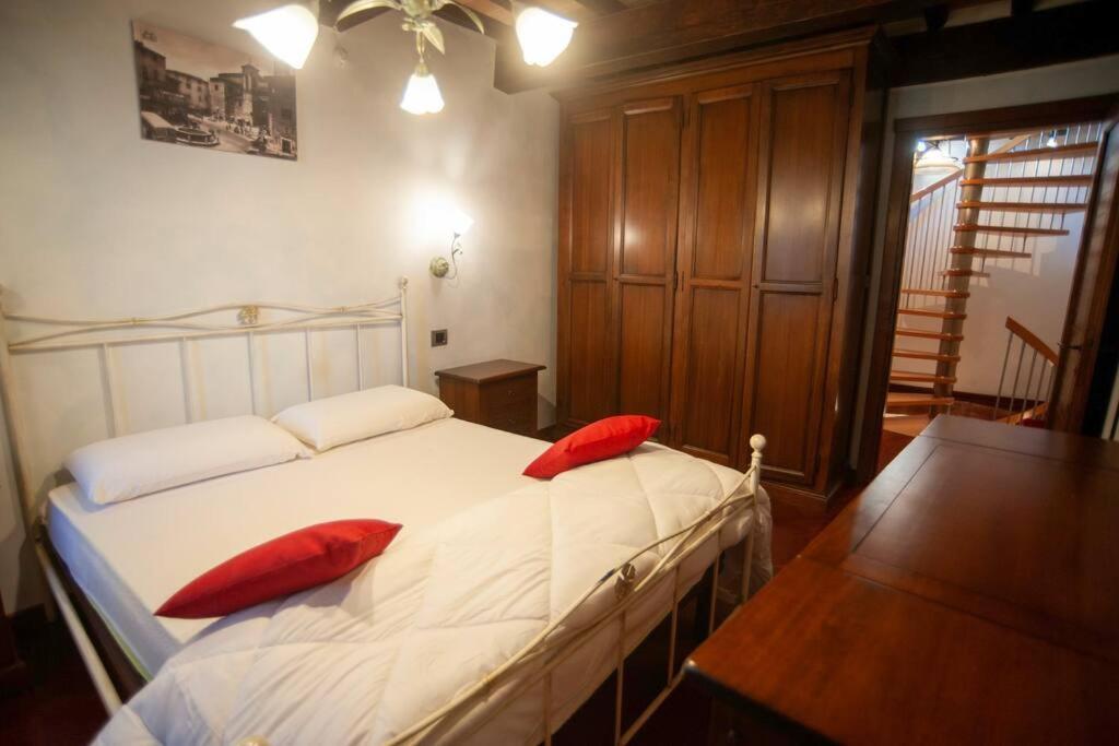 纳尔尼Casa Dell'Oliveto "Parcheggio Gratuito"公寓 外观 照片