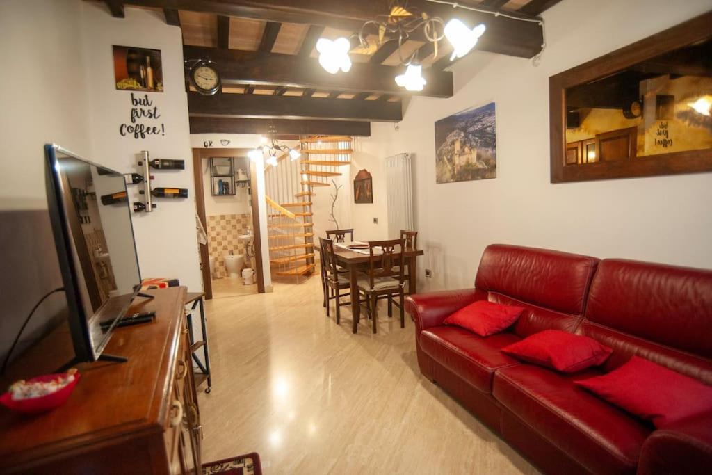纳尔尼Casa Dell'Oliveto "Parcheggio Gratuito"公寓 外观 照片