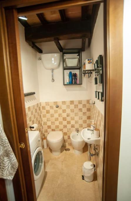 纳尔尼Casa Dell'Oliveto "Parcheggio Gratuito"公寓 外观 照片